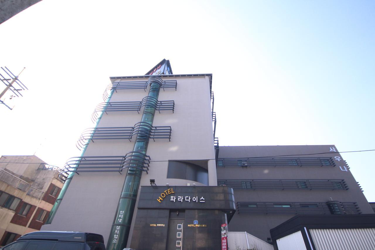 Paradise Hotel Gunsan Extérieur photo